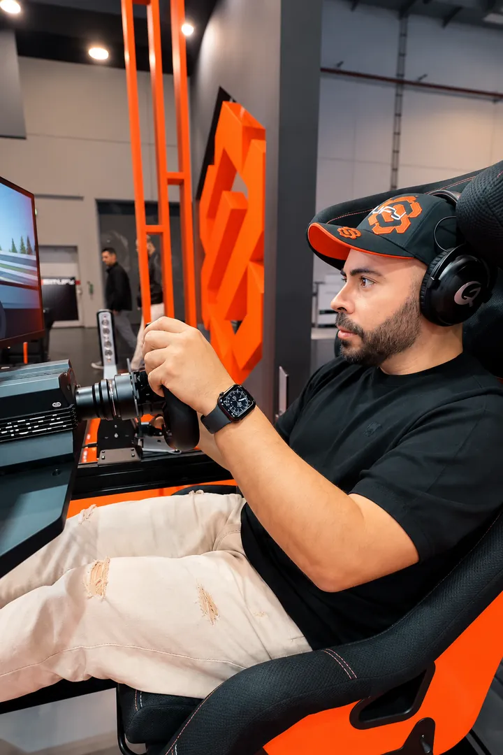 Probando lo último en Direct Drive · ADAC SimRacing Expo 2024